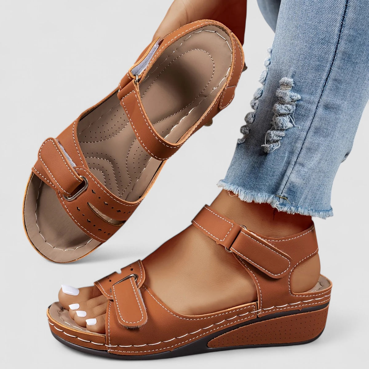 FREYJA™ | Aldona - Ortopediska sandaler med kilklack