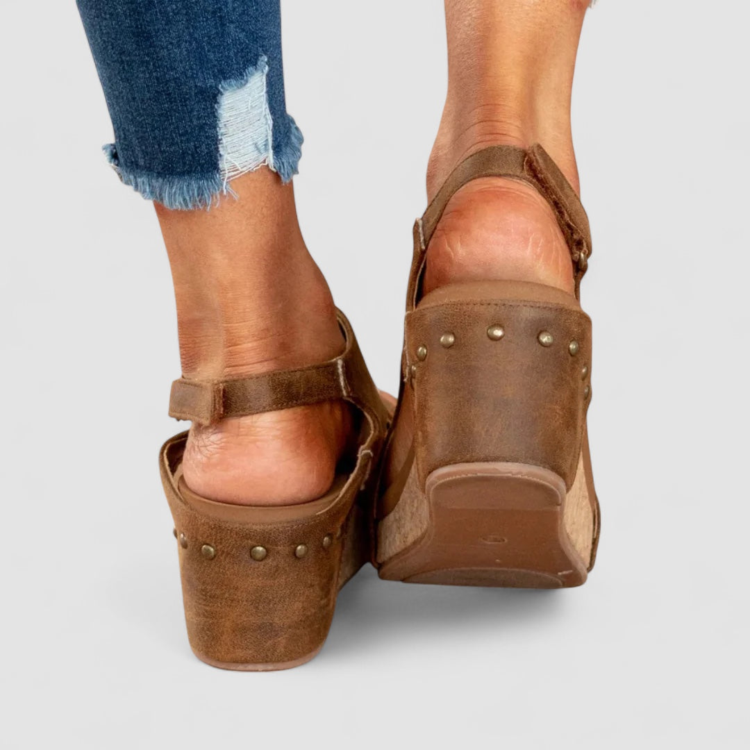 FREYJA™ | Mockaskor med Klack