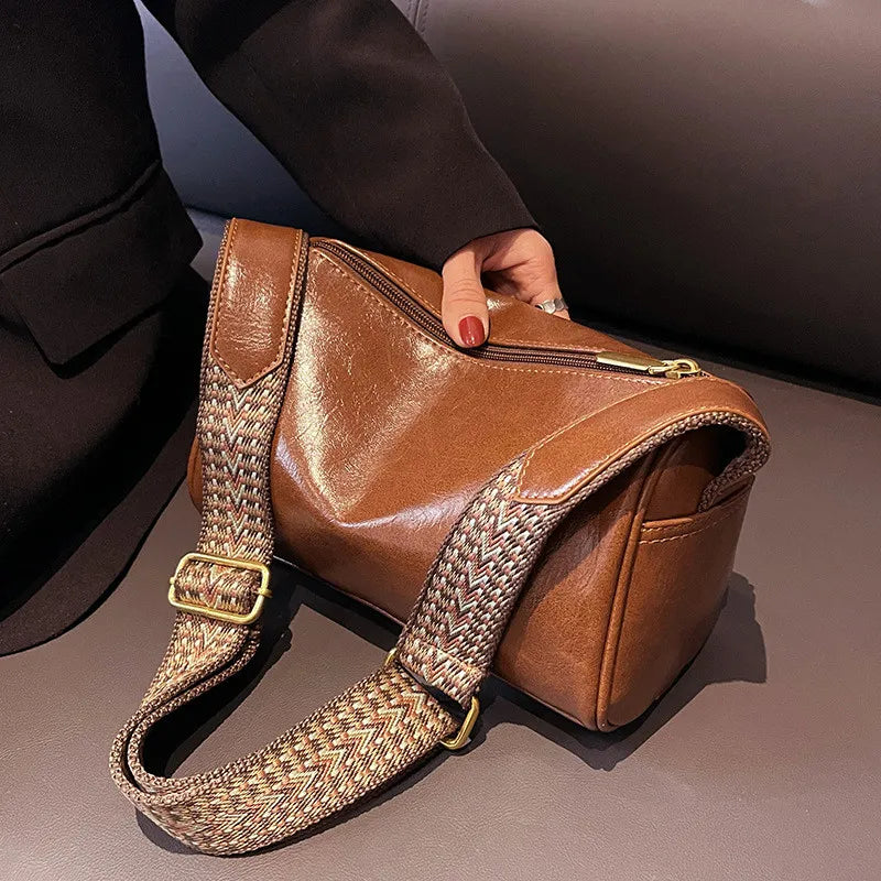 Bergfrid | Stilren axelväska med modern rem