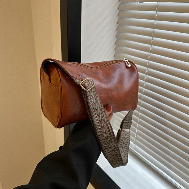 Bergfrid | Stilren axelväska med modern rem